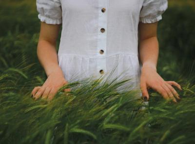 Vestire i propri valori: perché l'abbigliamento sostenibile è una scelta che guarda al futuro