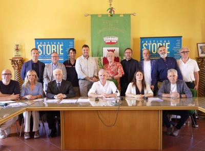 Festival Storie, al via l'edizione 2026: da Travaglio a Pasotti, Buffa e Sofia Raffaeli, 24 eventi in 12 comuni
