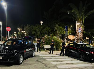 Civitanova, pugni in faccia e sassata contro l'auto: aggressione choc a un 50enne