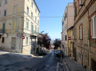 "Festa in strada e musica a tutto volume fino alle due di notte": la rabbia dei residenti