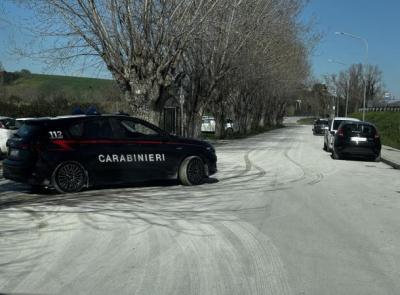 Penna San Giovanni, investe 700 euro su una piattaforma fantasma: pensionato truffato: Due denunciati