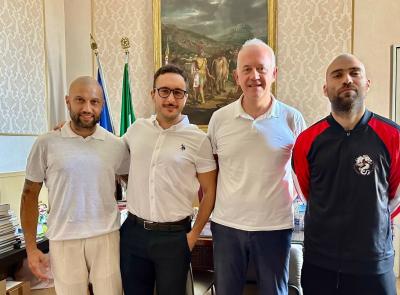 Civitanova, Cesare Treccioni campione regionale di Gym Boxe: il sindaco lo riceve in Comune