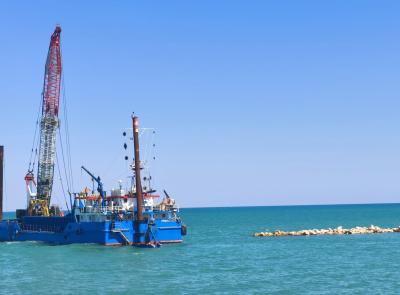 Difesa della costa, ripresi in anticipo i lavori a Scossicci