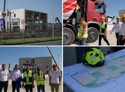 Tolentino, altro giro nel cantiere del campus. Gentilucci: "I primi studenti nel prossimo anno scolastico" (FOTO e VIDEO)