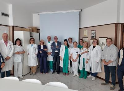 Macerata, Un gesto di solidarietà per i pazienti di Medicina Interna: donati dieci televisori