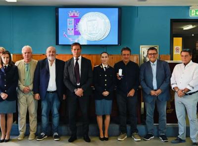 Macerata, il questore Mangino consegna le medaglie di commiato ai poliziotti in pensione