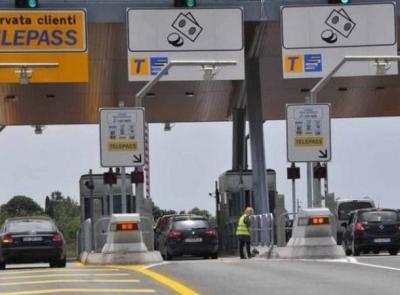 A14, nuovo asfalto tra Civitanova e Porto Recanati: scatta la chiusura, ecco quando