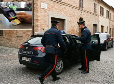 Morrovalle, ruba il bancomat a un 27enne e lo usa per i suoi acquisti: denunciato 40enne