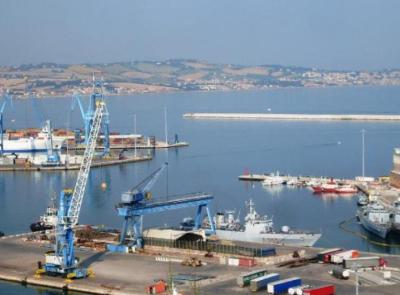 Incidente alla Fincantieri di Ancona: morto un operaio, un altro è gravissimo