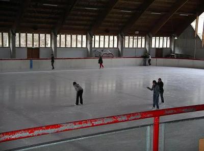 Ussita, al via la gara per il recupero del Palazzo del Ghiaccio: appalto da oltre 5,3 milioni