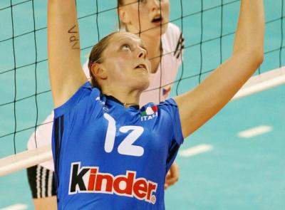 Addio a Stefania Corna, la campionessa che vestì anche la maglia della Pallavolo Corridonia