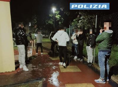 Montecassiano, caos alla bocciofila: 21enne tenta la fuga e aggredisce polizia e carabinieri