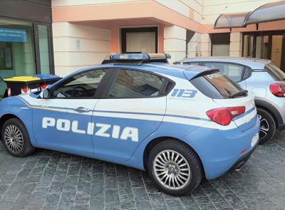 Civitanova, sequestrati 27 chili di carne scaduta in un pub