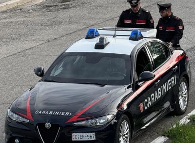Macerata, guida ubriaco e con la patente sospesa: denunciato 41enne