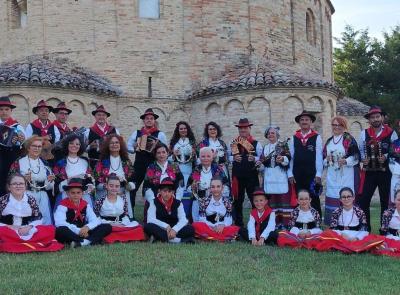 Recanati, nasce il Festival delle tradizioni marchigiane: un viaggio tra musica, poesia e memoria