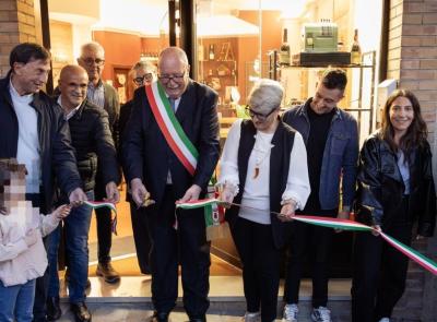 La Nicchia dei Sapori sbarca a Castelraimondo: inaugurata la nuova sede