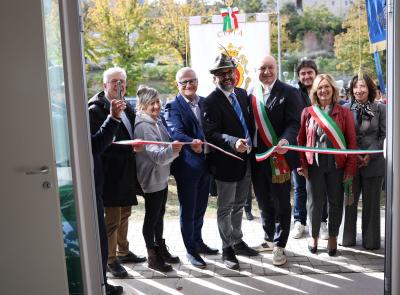 Recanati, rinasce la palazzina dell'ex Foro Boario: inaugurata la Casa alpina delle associazioni