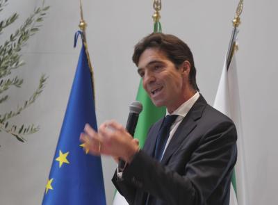 Acquaroli scarica Pistarelli: "Scelta sbagliata, la prima vittima sono io. Corruzione e mafia due parole che non conosco"