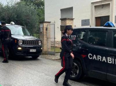 Pieve Torina, in casa due fucili e 100 cartucce non denunciate: nei guai un 81enne
