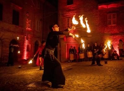 Una notte da brividi contro la discarica: a Montefano torna Halloween infernale