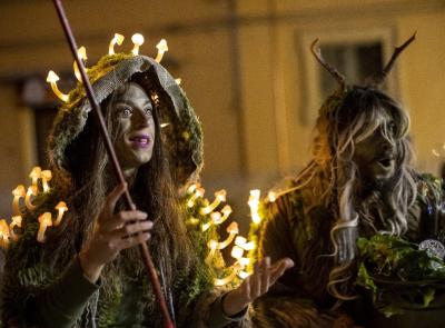 Una notte da brividi contro la discarica: a Montefano torna Halloween infernale