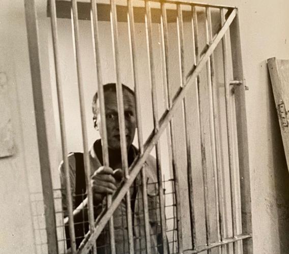 L'ora d'aria - Fate il vostro dovere anche all’aeroporto