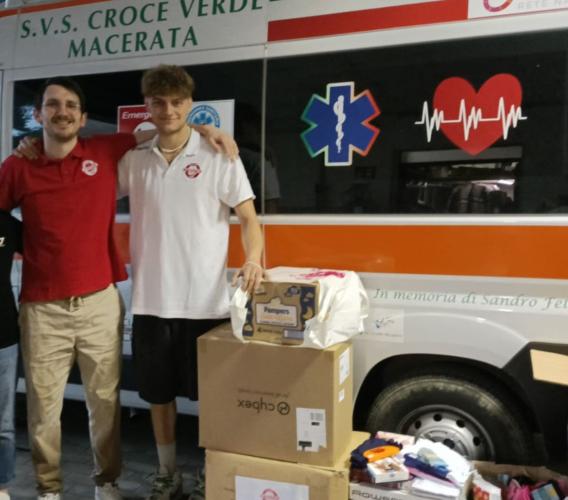 Alluvione, il Basket Macerata al fianco dell'Emilia Romagna: consegnati i beni raccolti Alluvione, il Basket Macerata al fianco dell'Emilia Romagna: consegnati i beni raccolti