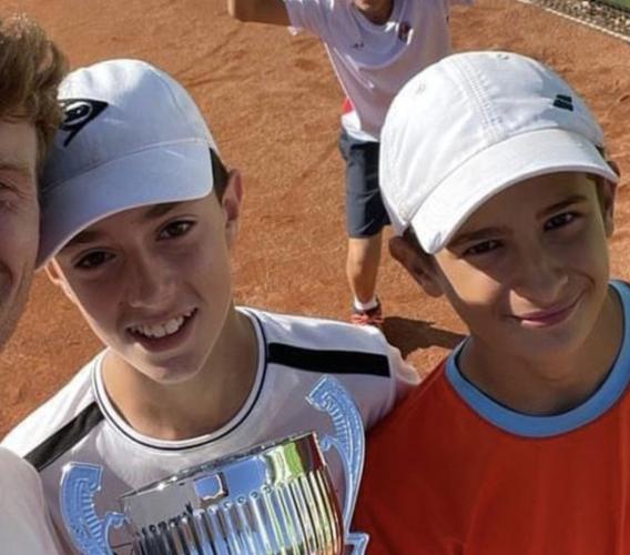 Brillano i baby talenti del Tennis Tolentino: primo posto nel campionato regionale a squadre
