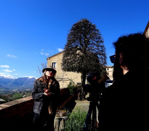 Gualdo, il paese del "tempo sospeso": dagli scorci panoramici sui Monti Azzurri alla storia di Romolo Murri (FOTO e VIDEO) Gualdo, il paese del "tempo sospeso": dagli scorci panoramici sui Monti Azzurri alla storia di Romolo Murri (FOTO e VIDEO)