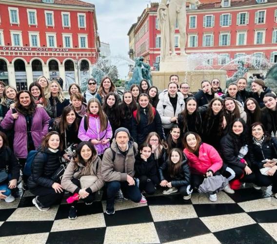 Corridonia, la NoGravity Ballet conquista palcoscenici internazionali: da Roma a Cannes Corridonia, la NoGravity Ballet conquista palcoscenici internazionali: da Roma a Cannes