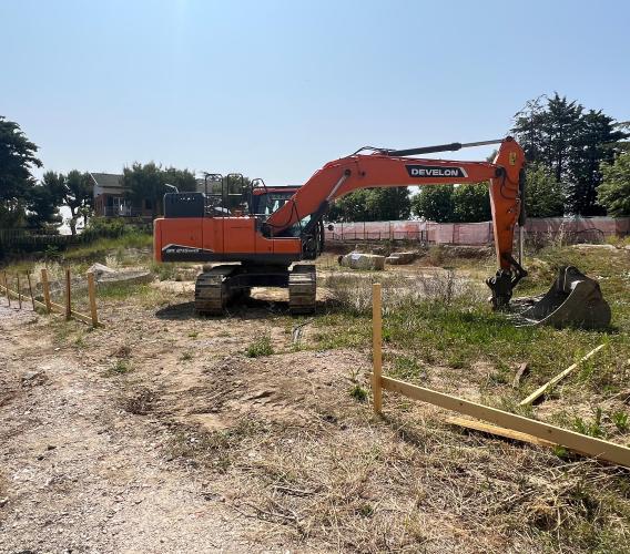 Petriolo, partito il cantiere della scuola "Marco Martello”: conclusione prevista per giugno 2026 Petriolo, partito il cantiere della scuola "Marco Martello”: conclusione prevista per giugno 2026