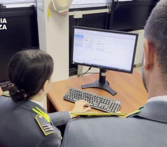 Camorra nelle Marche: sequestrati beni per oltre 4 milioni Camorra nelle Marche: sequestrati beni per oltre 4 milioni