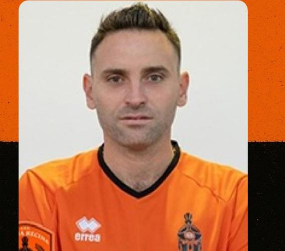 L’Helvia Recina riparte dal suo capitano: a 43 anni Pietrella illuminerà ancora il centrocampo orange L’Helvia Recina riparte dal suo capitano: a 43 anni Pietrella illuminerà ancora il centrocampo orange