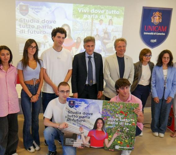 UniCam lancia la campagna per le immatricolazioni: “Più residenze, nuova specialistica food e realtà immersiva" (VIDEO e FOTO) UniCam lancia la campagna per le immatricolazioni: “Più residenze, nuova specialistica food e realtà immersiva" (VIDEO e FOTO)