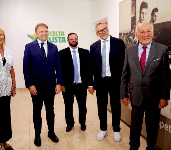 Cingoli, Fileni inaugura il nuovo Laboratorio Qualità col ministro Lollobrigida: "Dalla salute del terreno al prodotto finale" (VIDEO e FOTO) Cingoli, Fileni inaugura il nuovo Laboratorio Qualità col ministro Lollobrigida: "Dalla salute del terreno al prodotto finale" (VIDEO e FOTO)