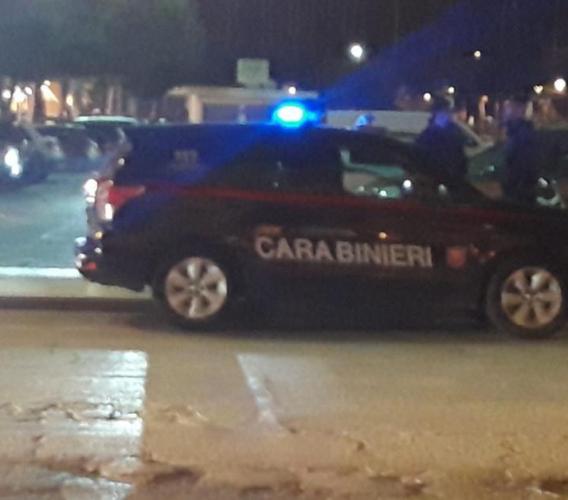 Civitanova, blitz in bar e ristoranti: sanzioni per carenze igieniche e varie irregolarità. Il cane Bob fiuta la droga Civitanova, blitz in bar e ristoranti: sanzioni per carenze igieniche e varie irregolarità. Il cane Bob fiuta la droga