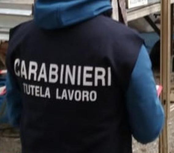 Monte San Giusto, irregolarità sulla sicurezza nei luoghi di lavoro: due denunce, sospeso un cantiere Monte San Giusto, irregolarità sulla sicurezza nei luoghi di lavoro: due denunce, sospeso un cantiere