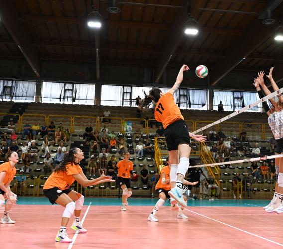 CBF Balducci HR Macerata - buone risposte e altri quattro set disputati nel test con San Giovanni in Marignano (2-2) al Fontescodella