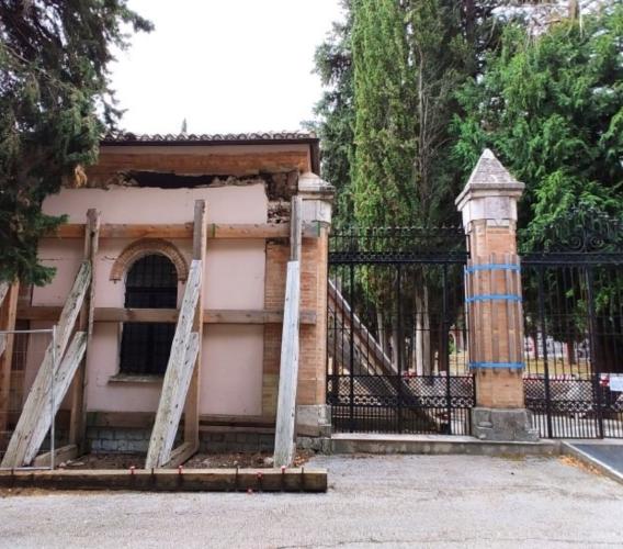 Pieve Torina, completato il primo lotto al cimitero: si torna a celebrare la messa