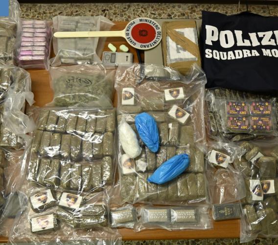 Corridonia, smantellata "centrale dello spaccio" a Colbuccaro: sequestrati 25 Kg di stupefacenti, un arresto