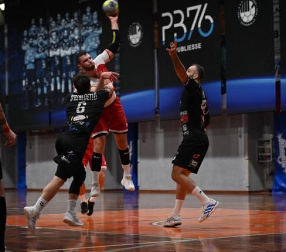 Chiaravalle amara per la Macagi Cingoli: la Publiesse vince 36-29