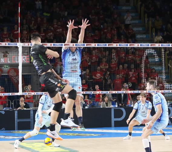 La Lube gioca con il cuore, la pratica Cuneo è archiviata in tre set