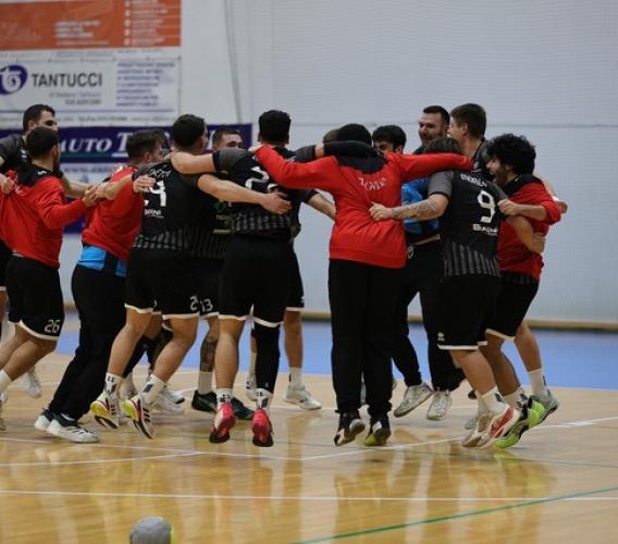 Pallamano, la Macagi Cingoli scrive una nuova pagina della sua storia: 24-23 al Trieste e pass per la Coppa Italia