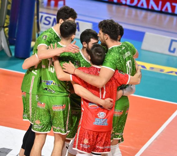Banca Macerata Fisiomed ko ad Aversa: 3-0 in un’ora e 21