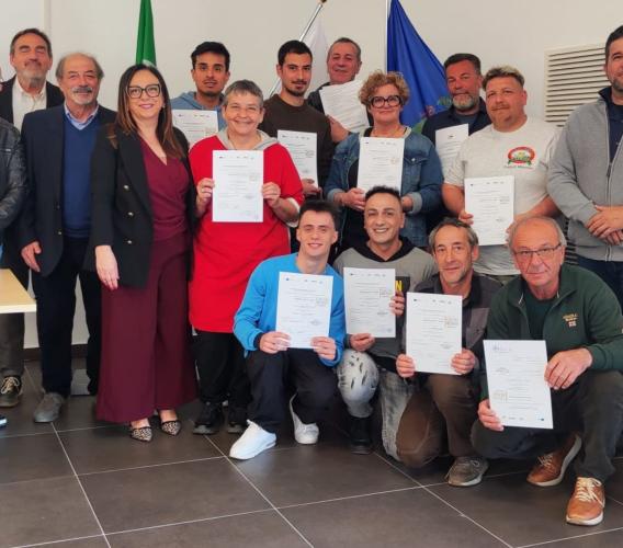 Undici nuovi professionisti del verde: concluso il corso a San Severino