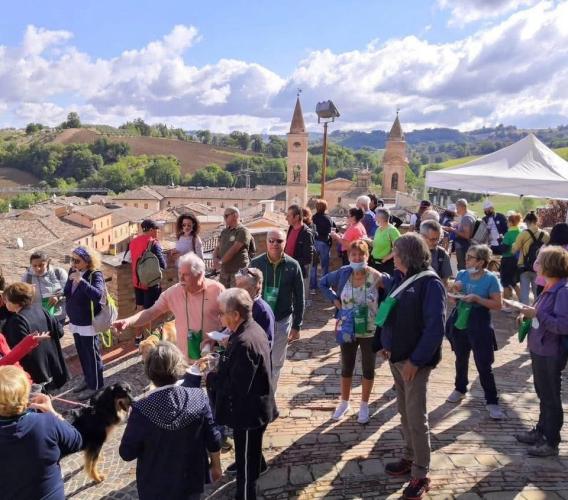 Caldarola riparte camminando: torna la Magnalonga dei 5 Castelli