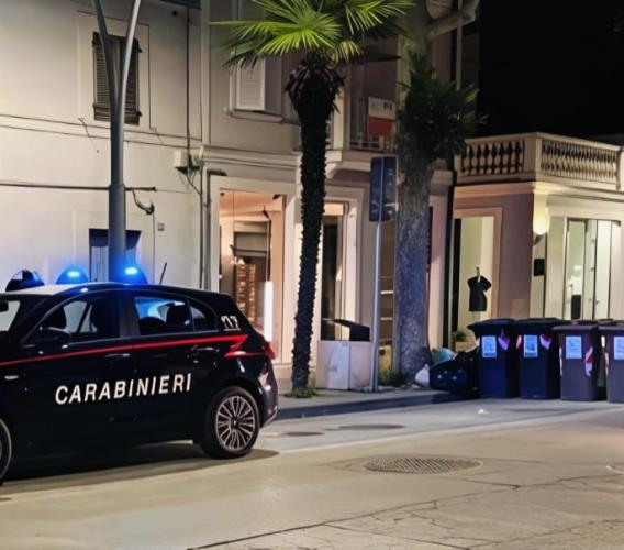 Civitanova, tenta il colpo in due chalet: 42enne sorpreso con gli attrezzi da scasso