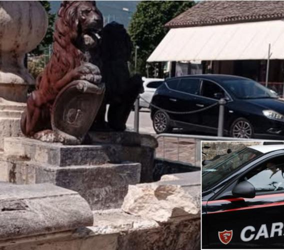 Castelraimondo, danneggiano la fontana in centro: identificati e denunciati due giovanissimi
