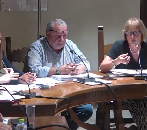 Montefano unita contro la discarica: ok del consiglio, mandato pieno alla sindaca per le azioni legali