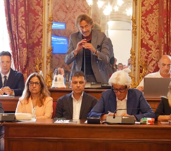 Macerata - Un bilancio da quasi crisi, ma il sindaco resta muto